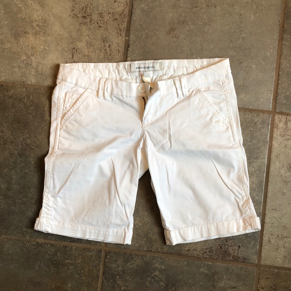 White Bermuda shorts
